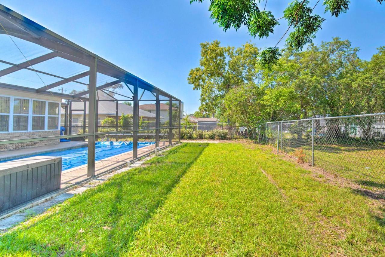 הוילה Spring Hill Retreat With Heated Pool And 4-In-1 Grill מראה חיצוני תמונה