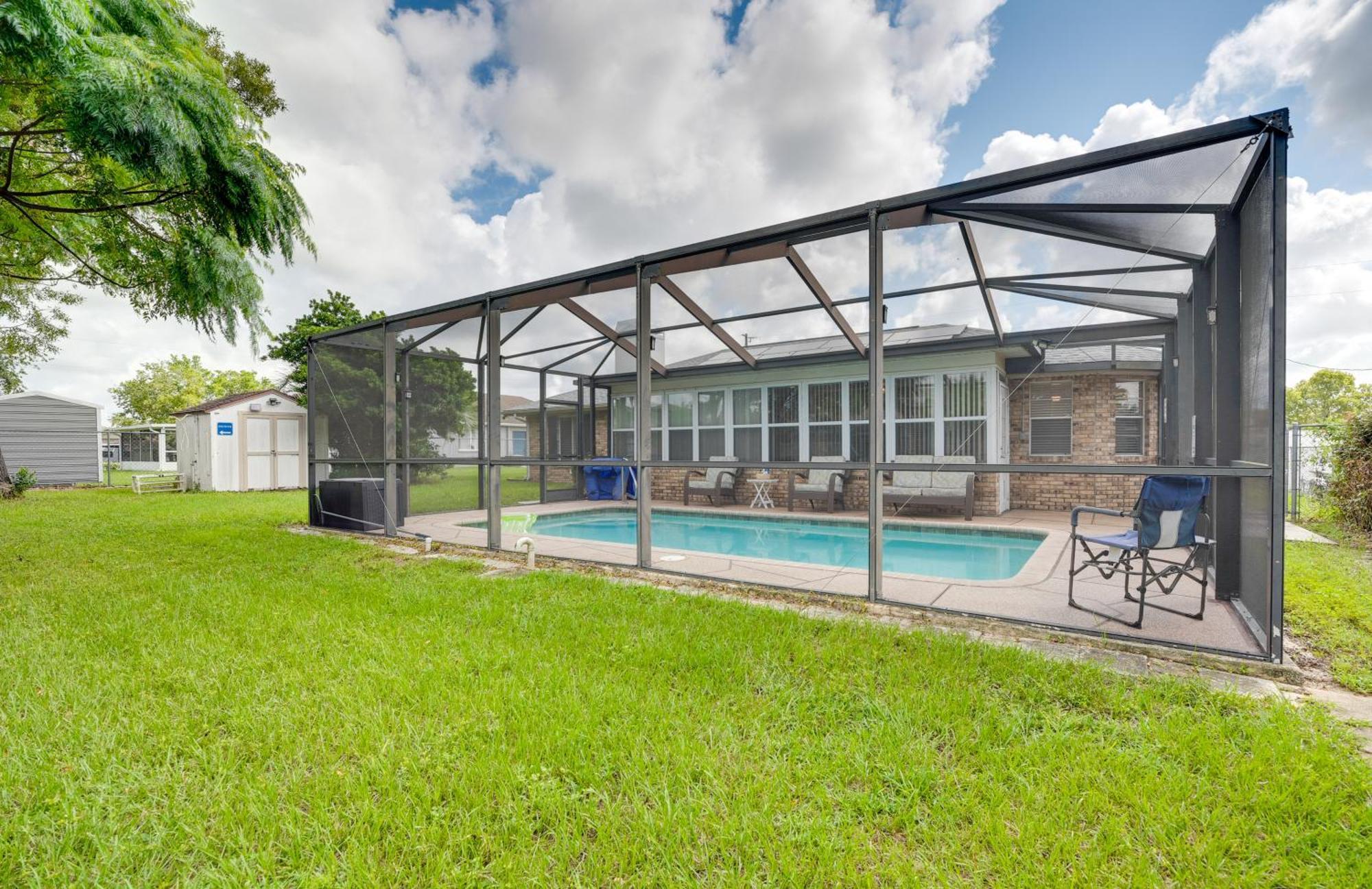 הוילה Spring Hill Retreat With Heated Pool And 4-In-1 Grill מראה חיצוני תמונה