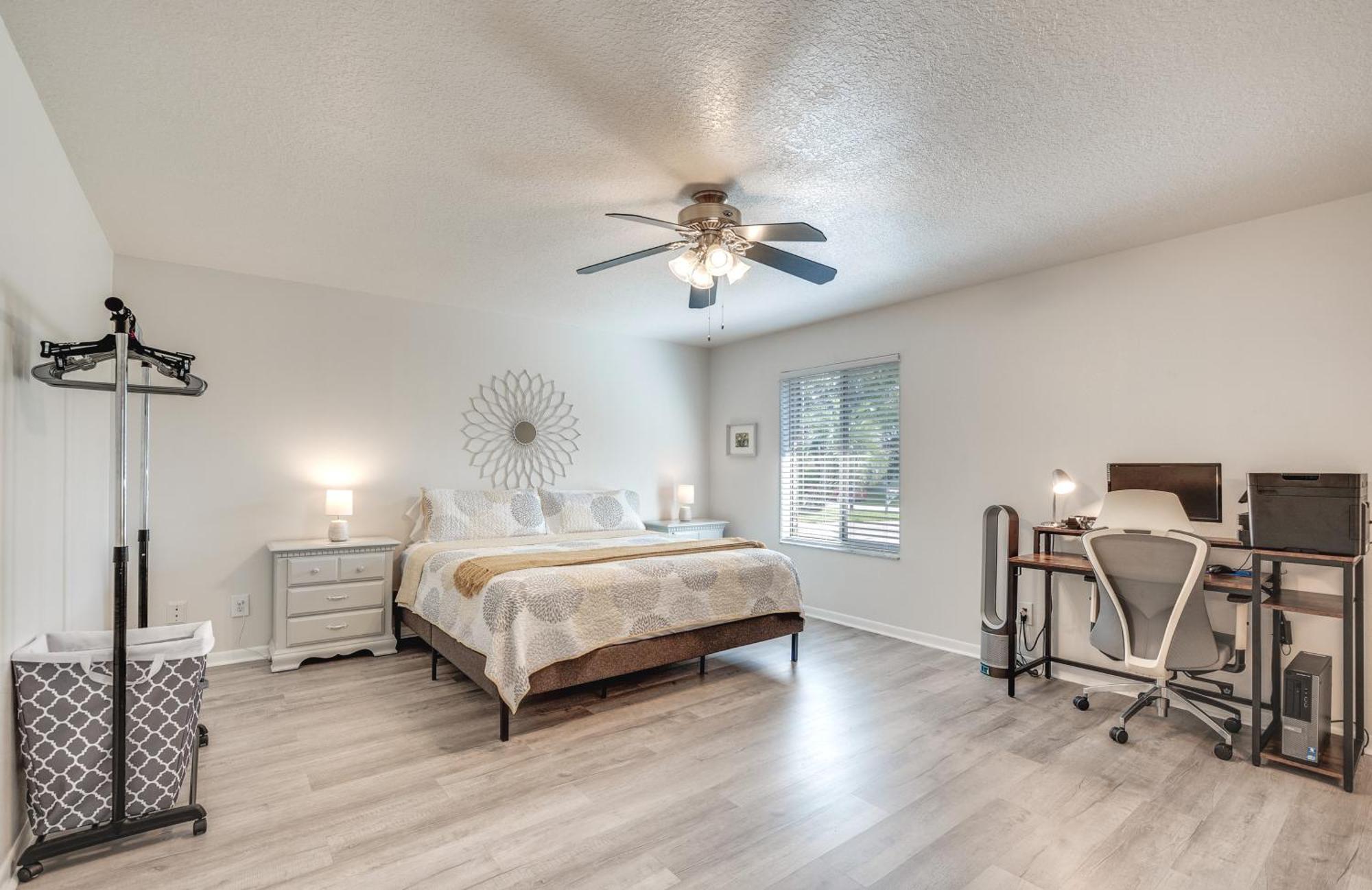 הוילה Spring Hill Retreat With Heated Pool And 4-In-1 Grill מראה חיצוני תמונה