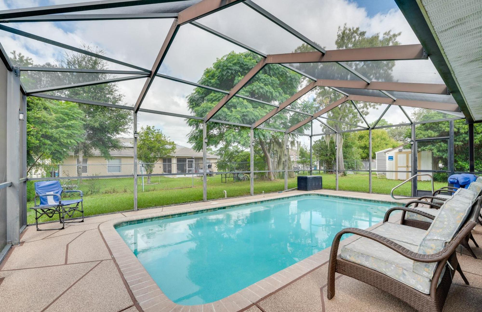 הוילה Spring Hill Retreat With Heated Pool And 4-In-1 Grill מראה חיצוני תמונה